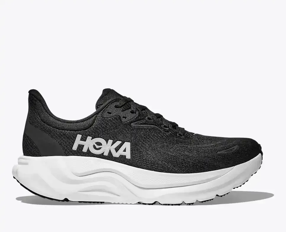 HOKA Arahi 8 Black White Media front view