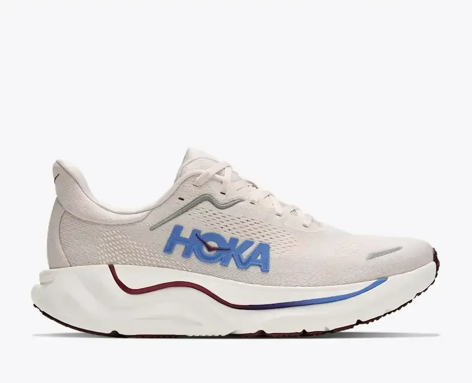 HOKA Arahi 9 Stucco Grout Media front view