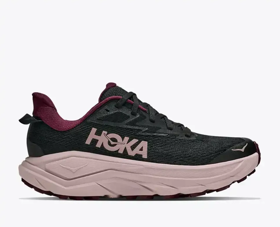 HOKA Challenger 8 Black Pink Opal (Damen) Media front view