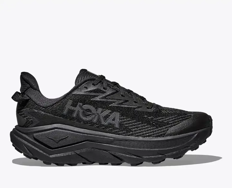 HOKA Challenger 8 GORE-TEX Schwarz Carbon Schwarz Media front view