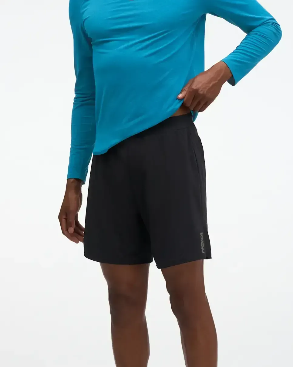 HOKA Glide Short 7″ 2in1 Schwarz Media front view