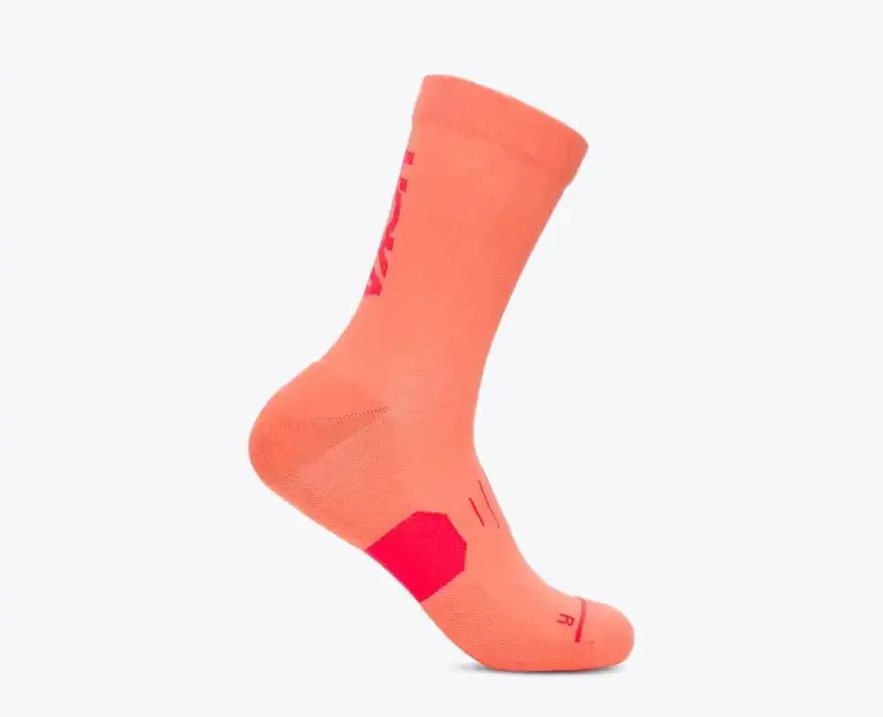 HOKA Graphic Crew Run Socke Neon Cantaloupe Media front view