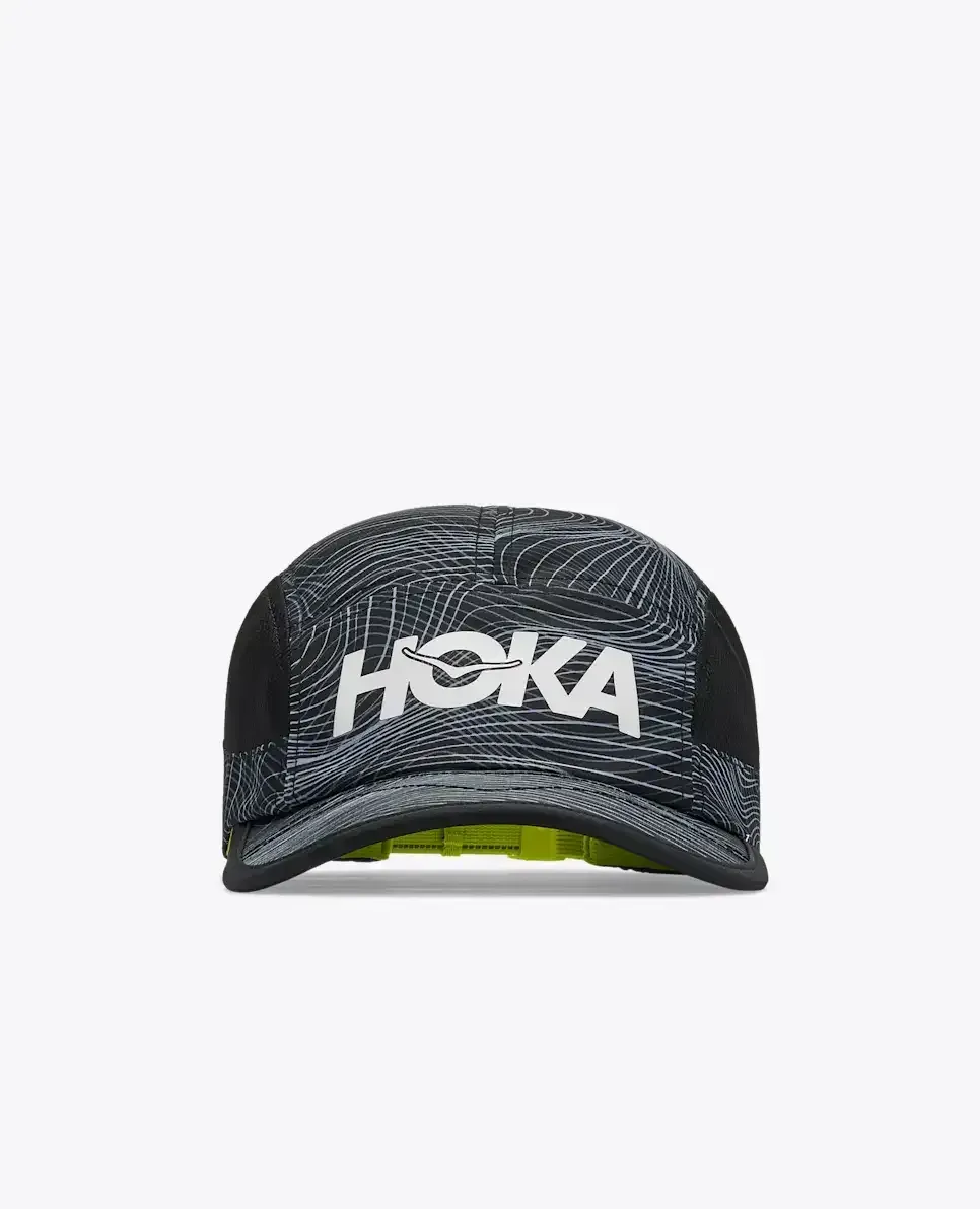 HOKA Hoka Run Hat Schwarz Weiß Media front view