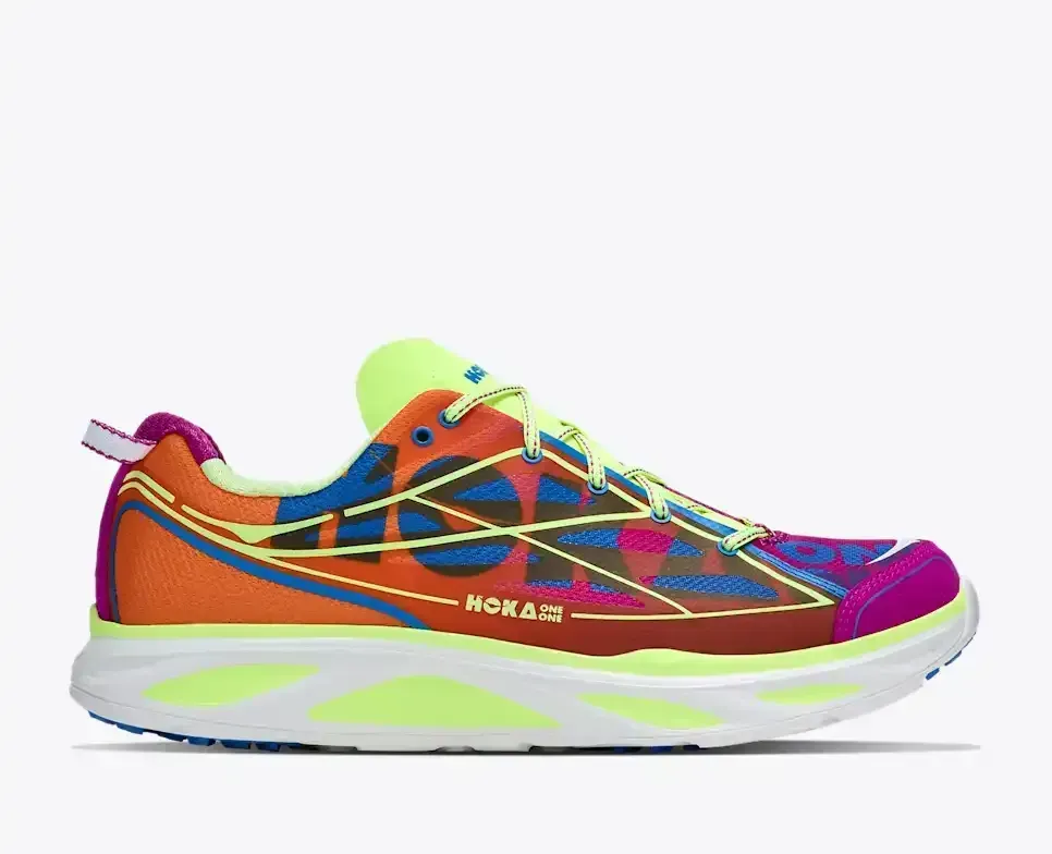 HOKA Huaka Pro Fuchsia Neon Yuzu Media front view