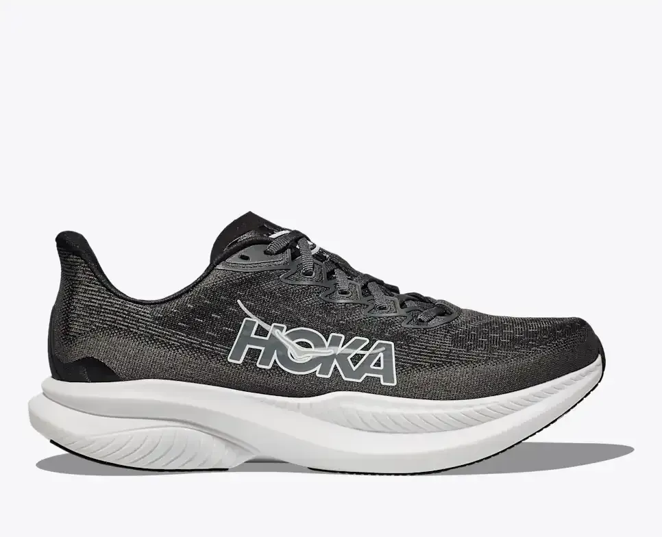 HOKA Mach 6 Schwarz Weiß Media front view