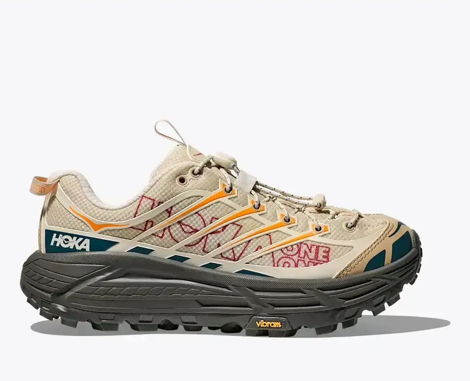 HOKA Mafate Three2 Creme Khaki Media front view