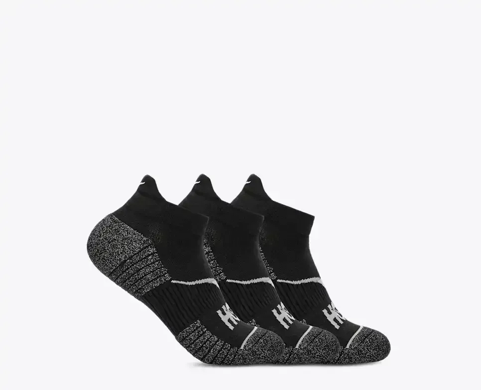 HOKA No-Show Run Socke 3er-Pack Schwarz/Schwarz/Schwarz Media front view