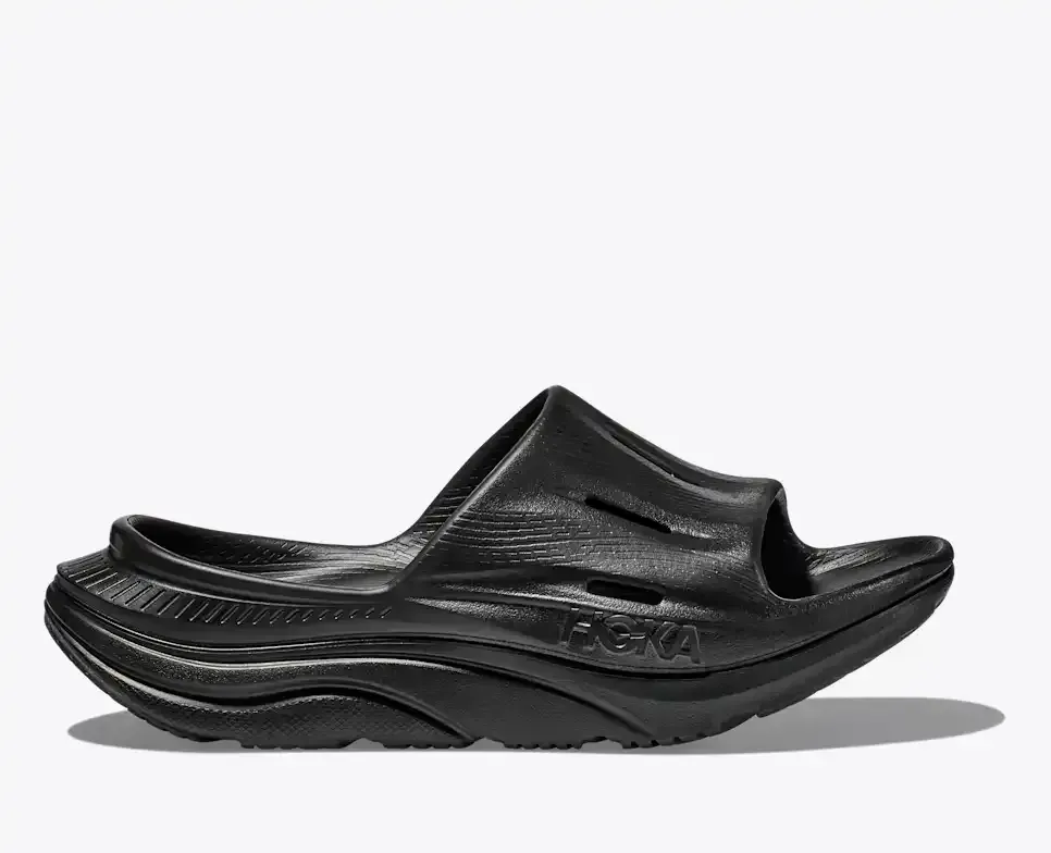 HOKA ORA Recovery Slide 3 Schwarz Media front view