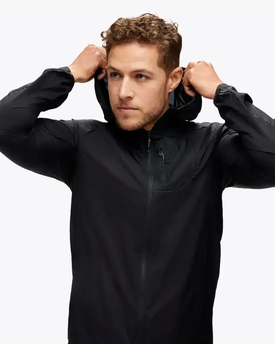 HOKA Skyflow Jacke Schwarz Media front view