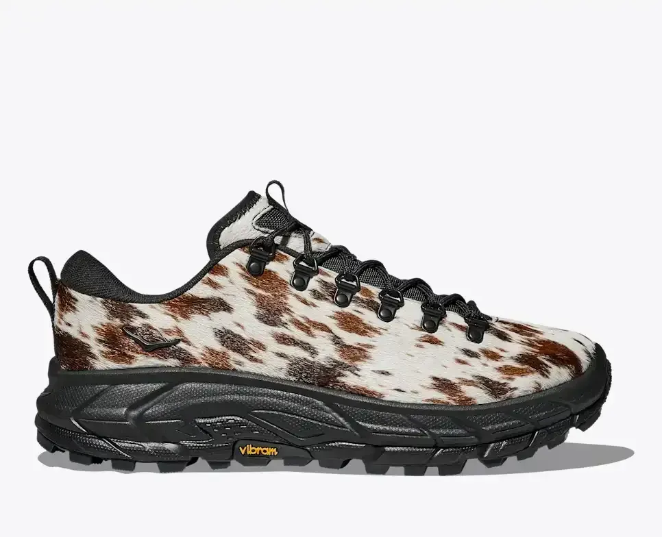 HOKA Tor Summit + Pirate Black Media front view